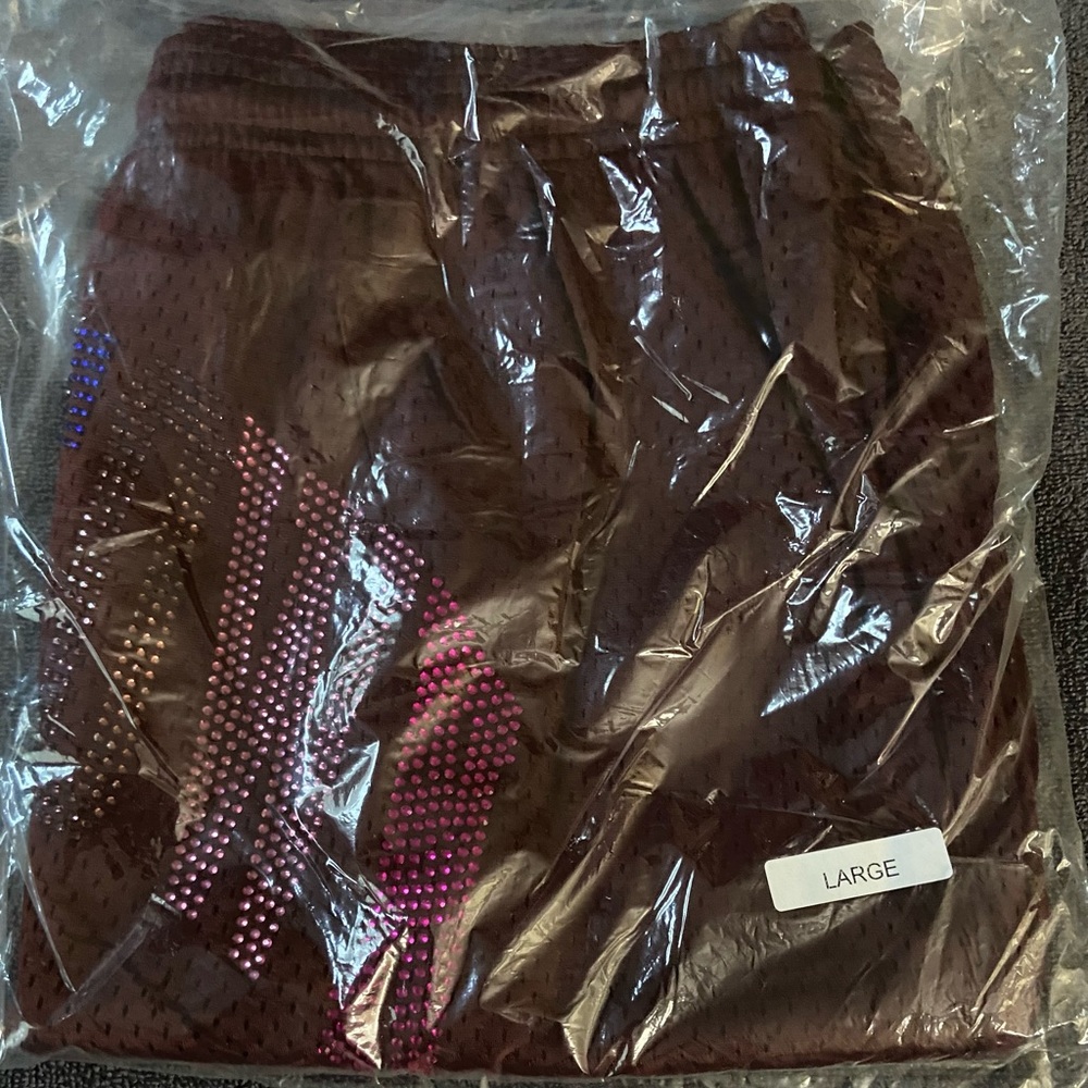 *NWT* CTM Rhinestone Arc Shorts (Maroon)